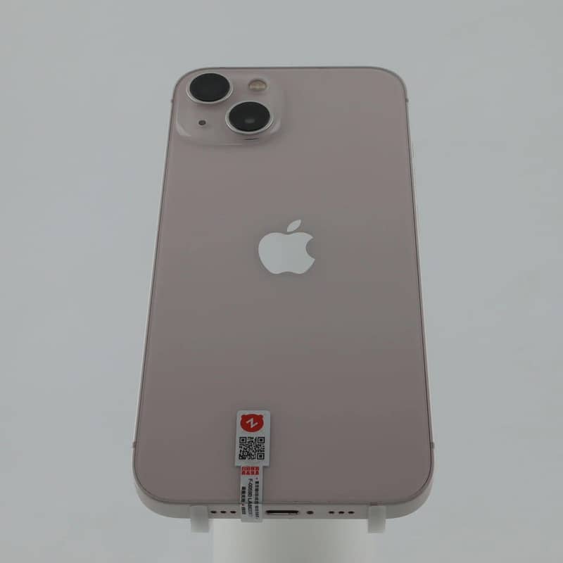 Apple iPhone 13 1