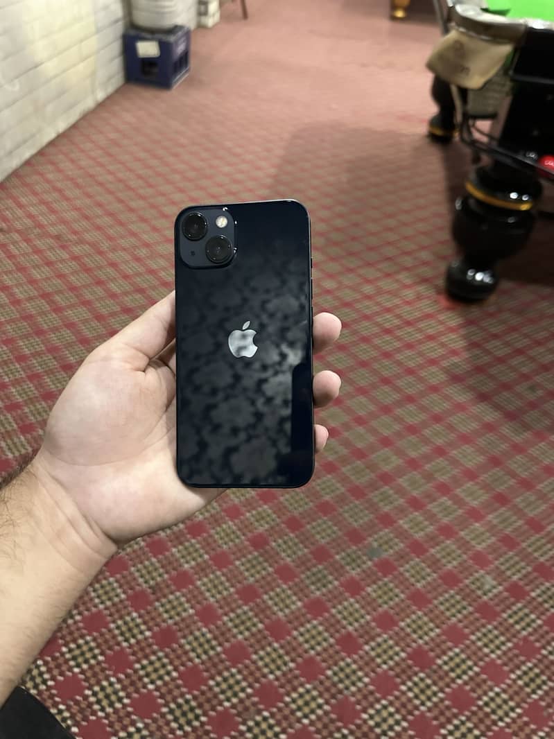 Apple iPhone 13 3