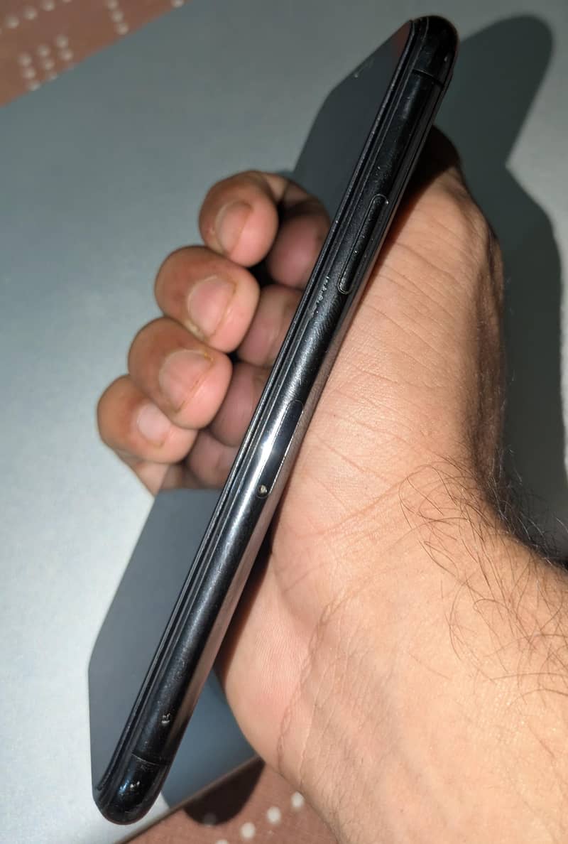 Apple iPhone 11 Pro 5