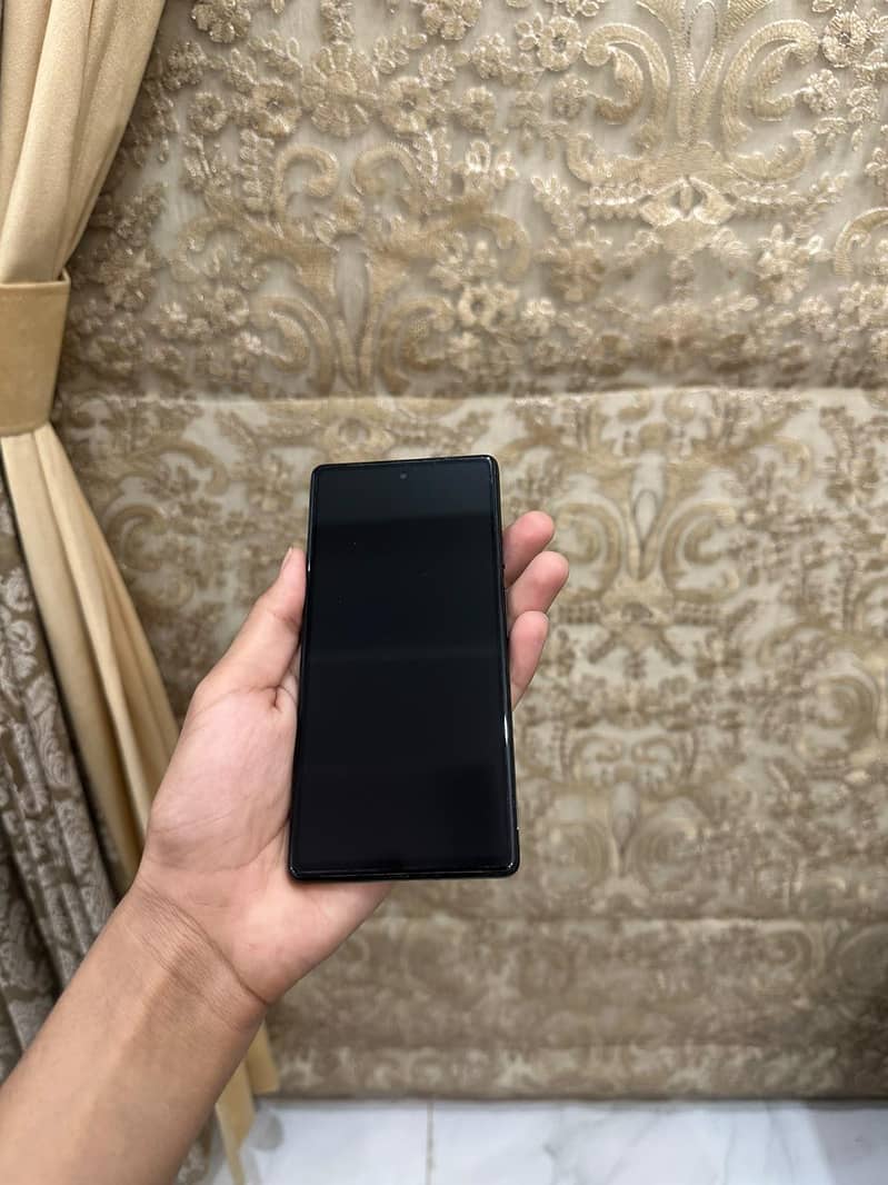 Google Pixel 6a 4