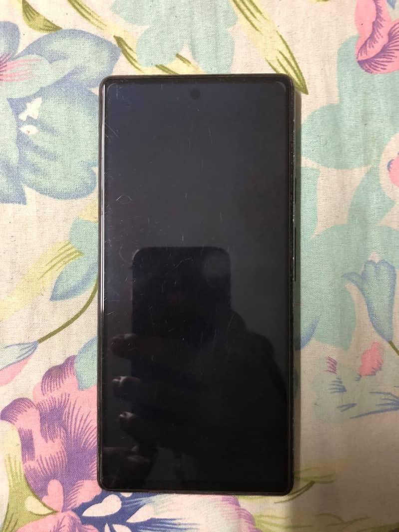 Google Pixel 6a 13