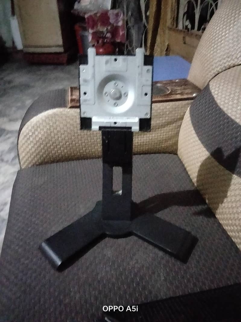 Computer LED with stand 4