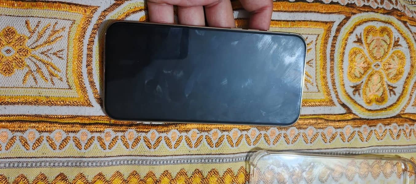 Iphone 13 pro max 4