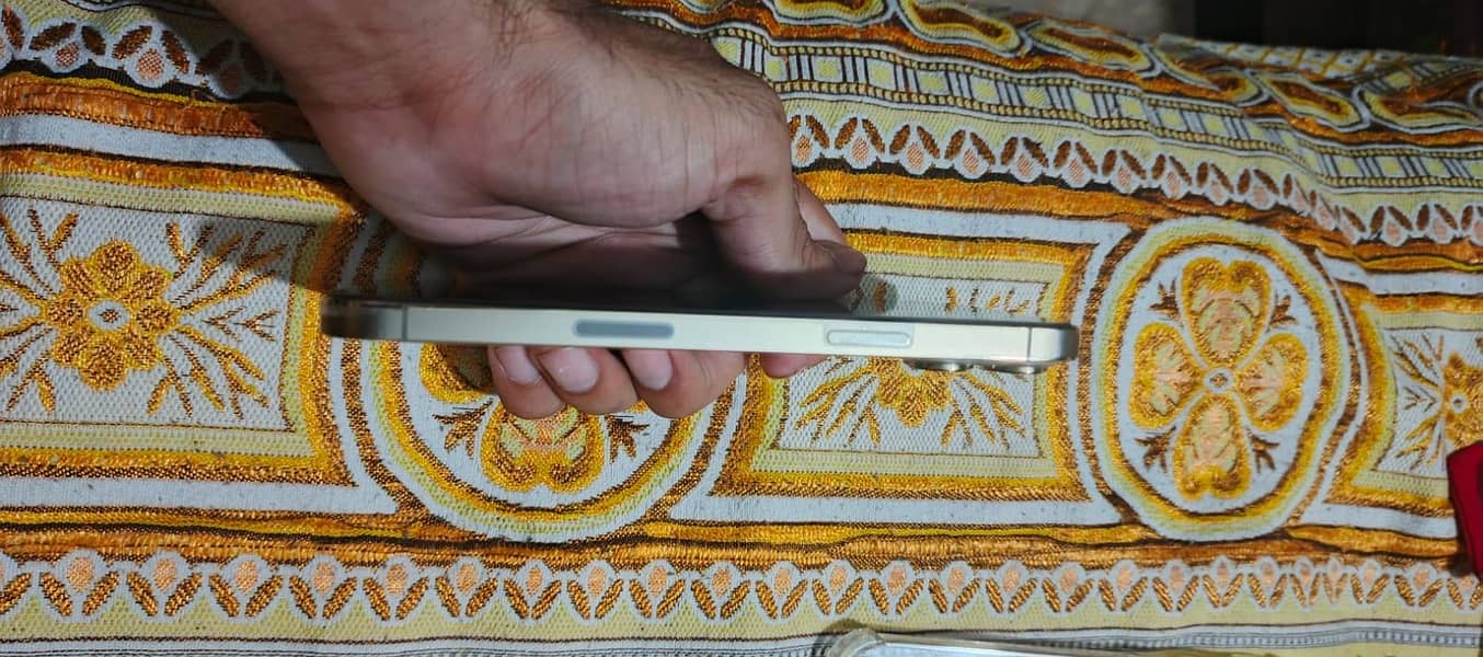 Iphone 13 pro max 6