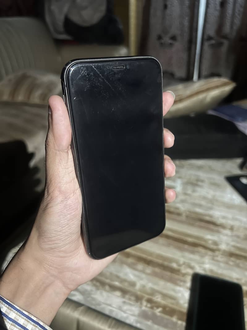 Apple iPhone 11 5