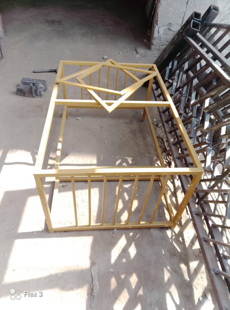 Table frame 0