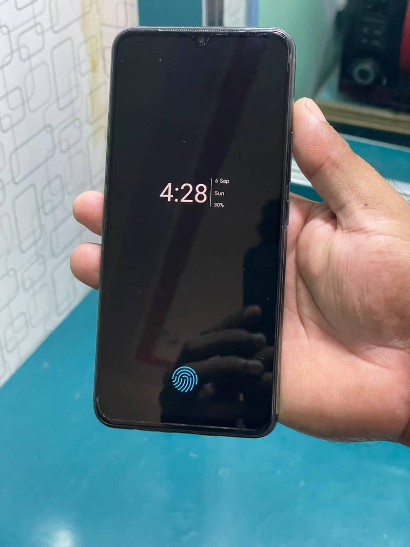 Vivo V21e 1