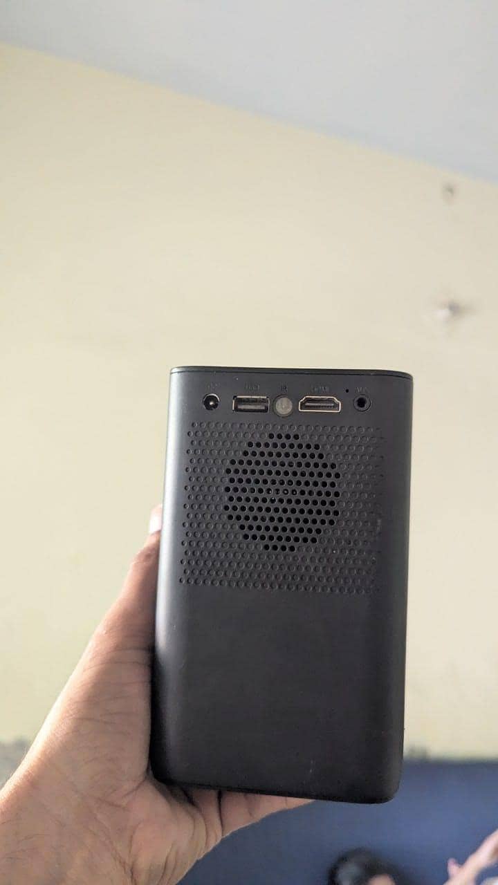 projector 1