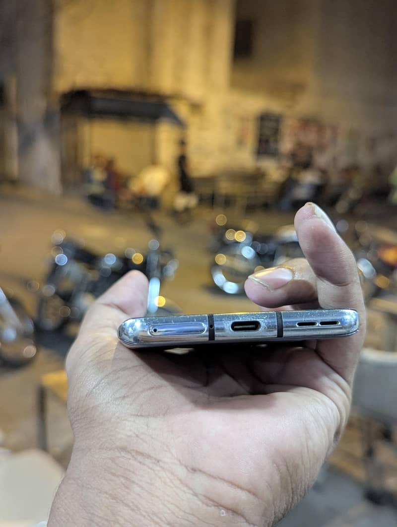 One Plus 8 5