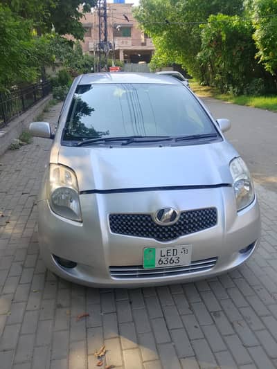 Toyota Vitz 2013