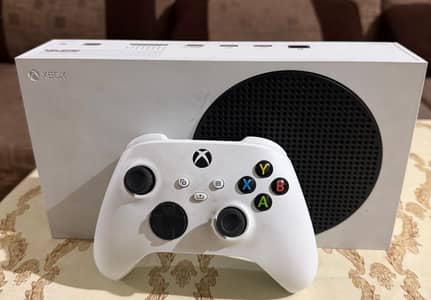 Series S 512gb Like new Complete box