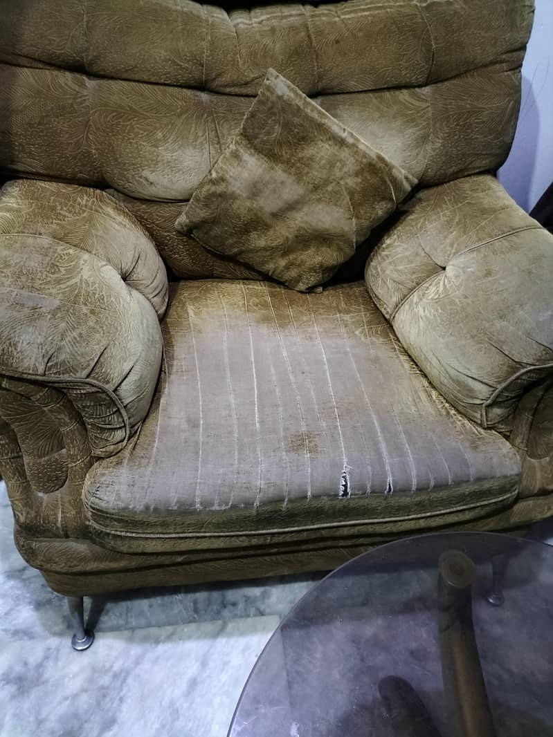 Sofa set 5 seaters 0