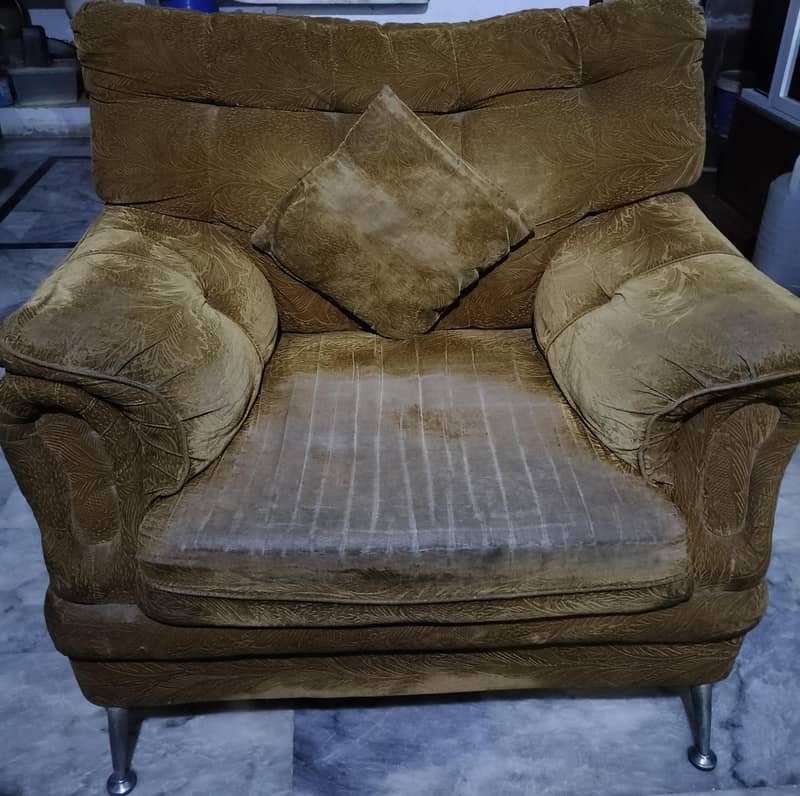 Sofa set 5 seaters 1