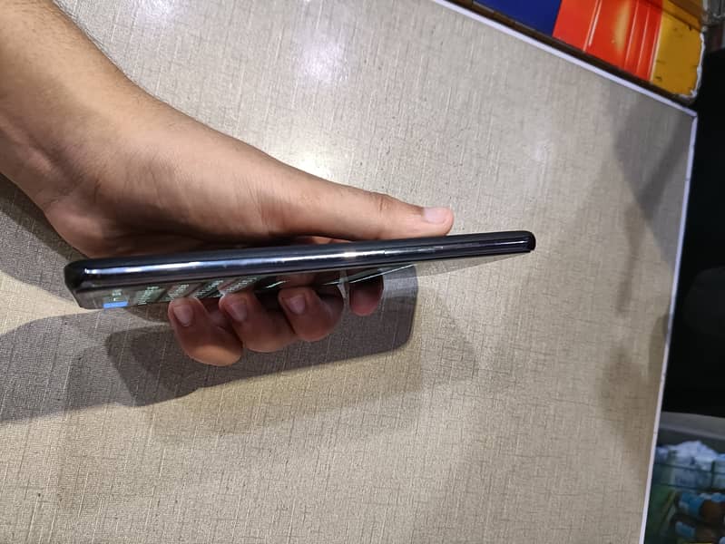 One Plus 10T 9