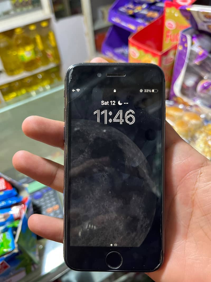 Apple iPhone 8 0