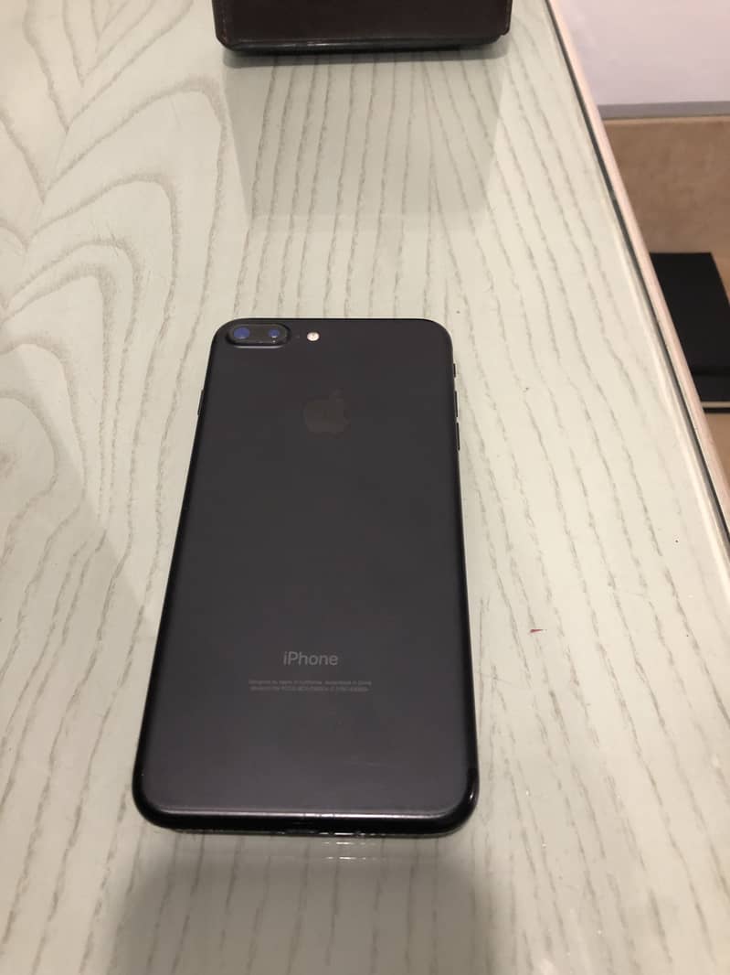 Apple iPhone 7 Plus 128 GB 2