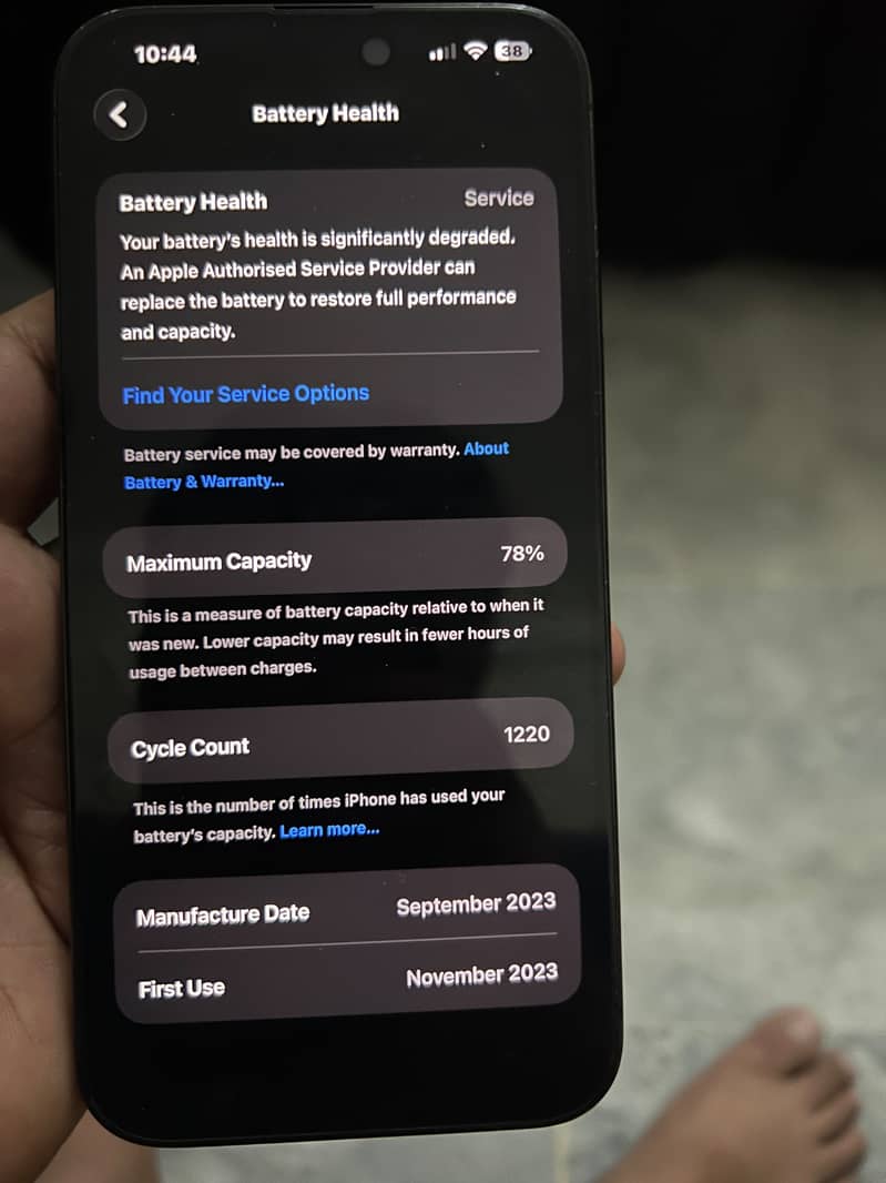 Apple iPhone 15 Pro Max 2