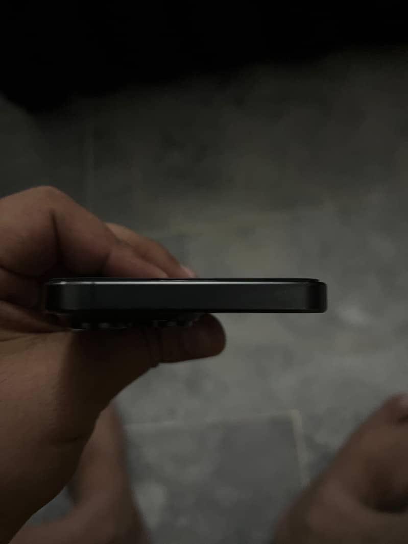 Apple iPhone 15 Pro Max 11