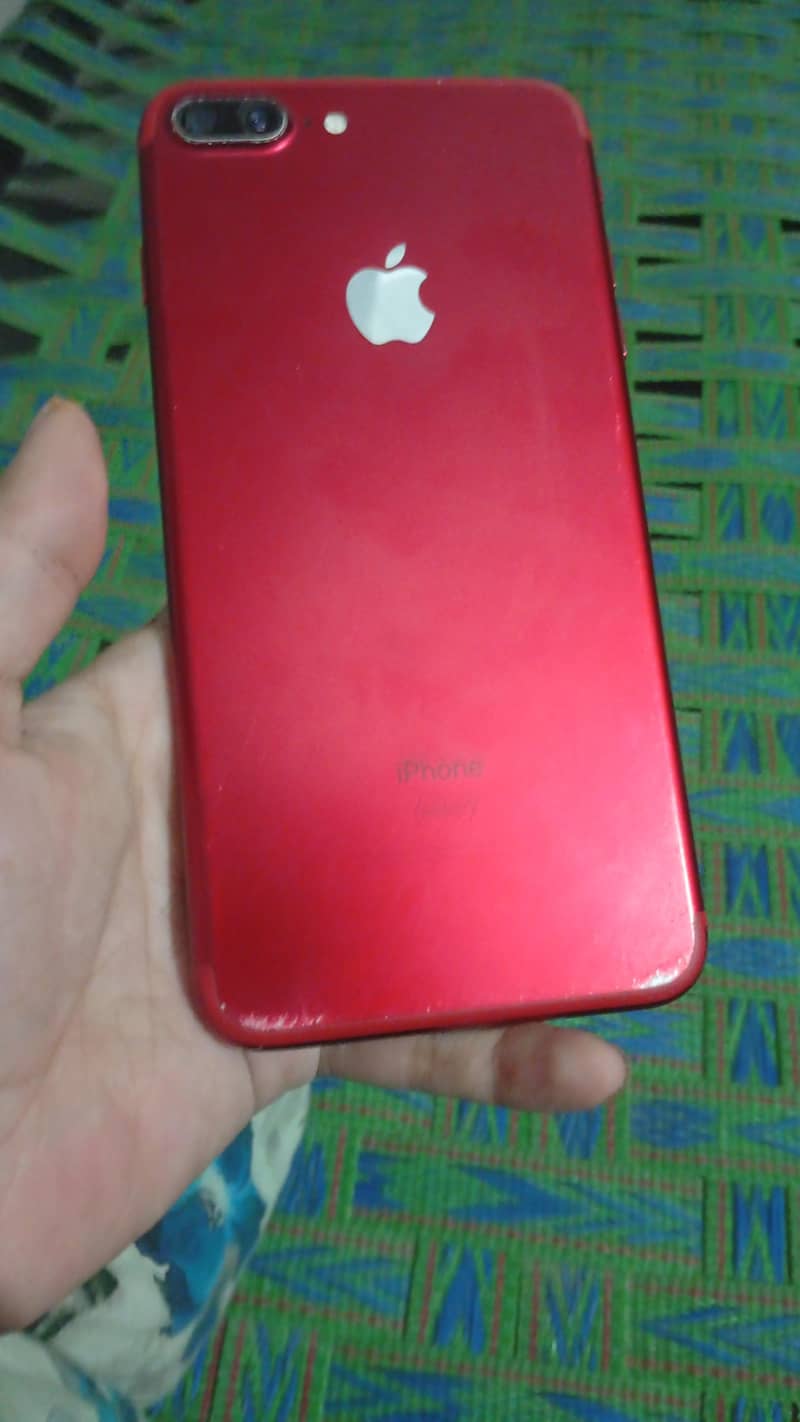 Apple iPhone 7 Plus 0