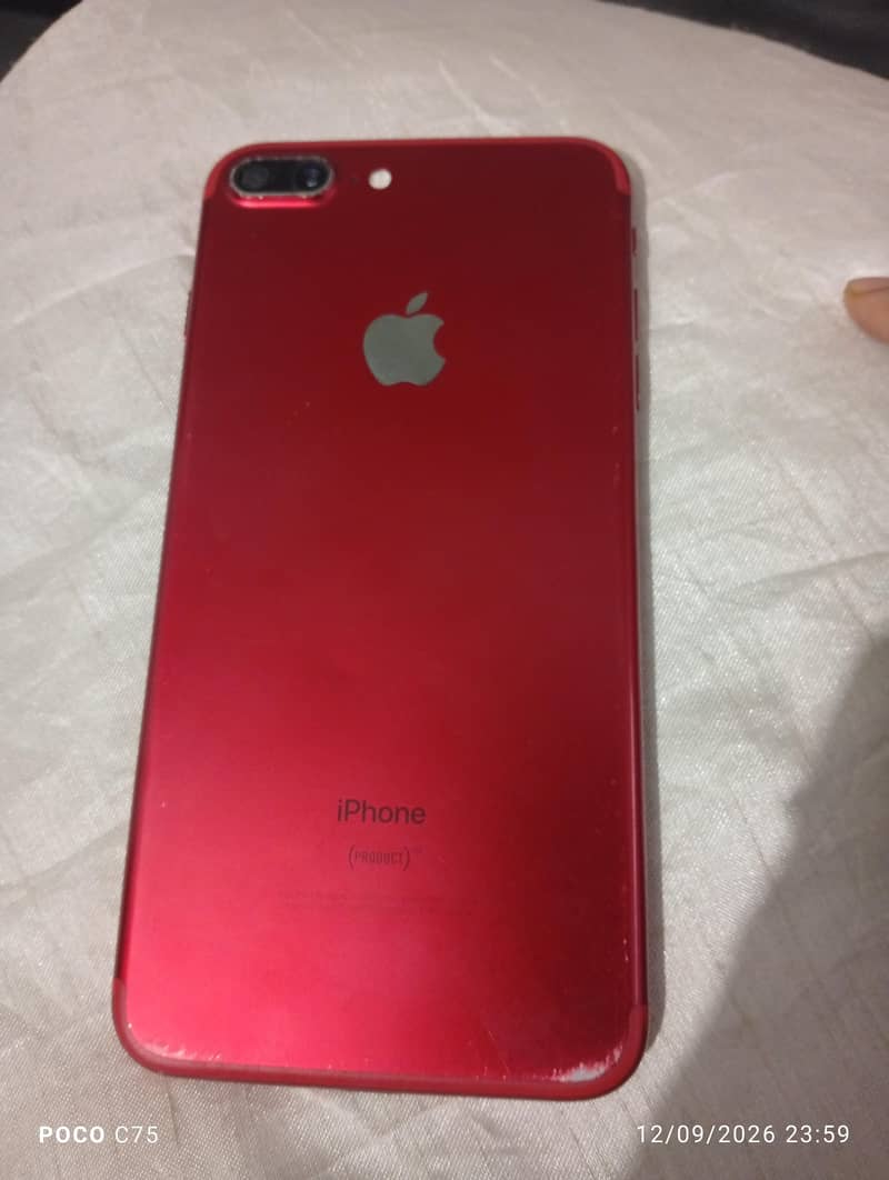 Apple iPhone 7 Plus 2