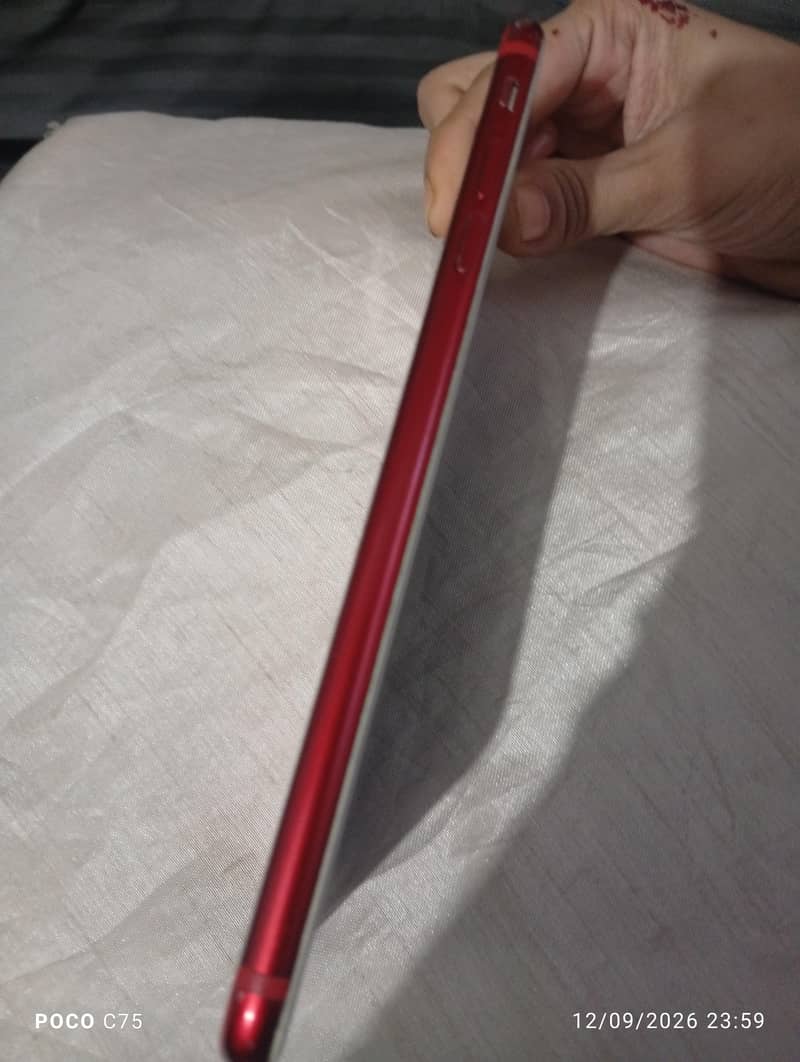 Apple iPhone 7 Plus 4