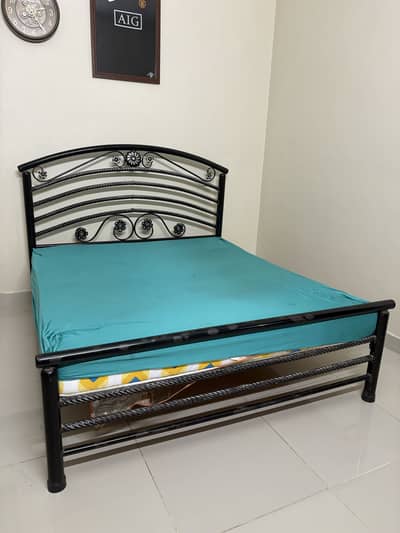 iron rod bed