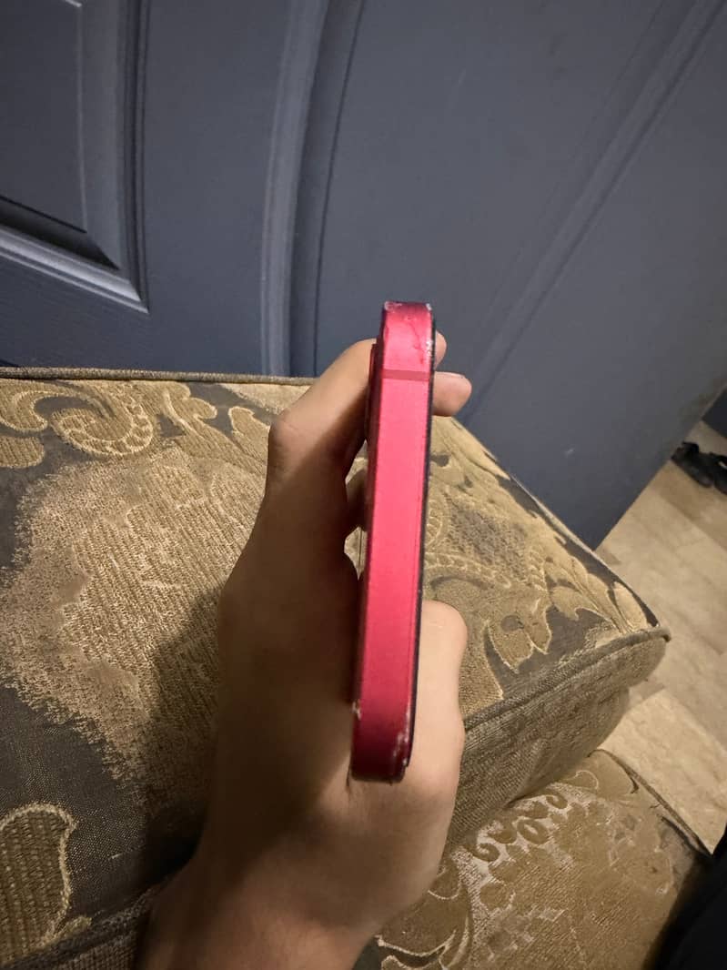 Apple iPhone 12 1