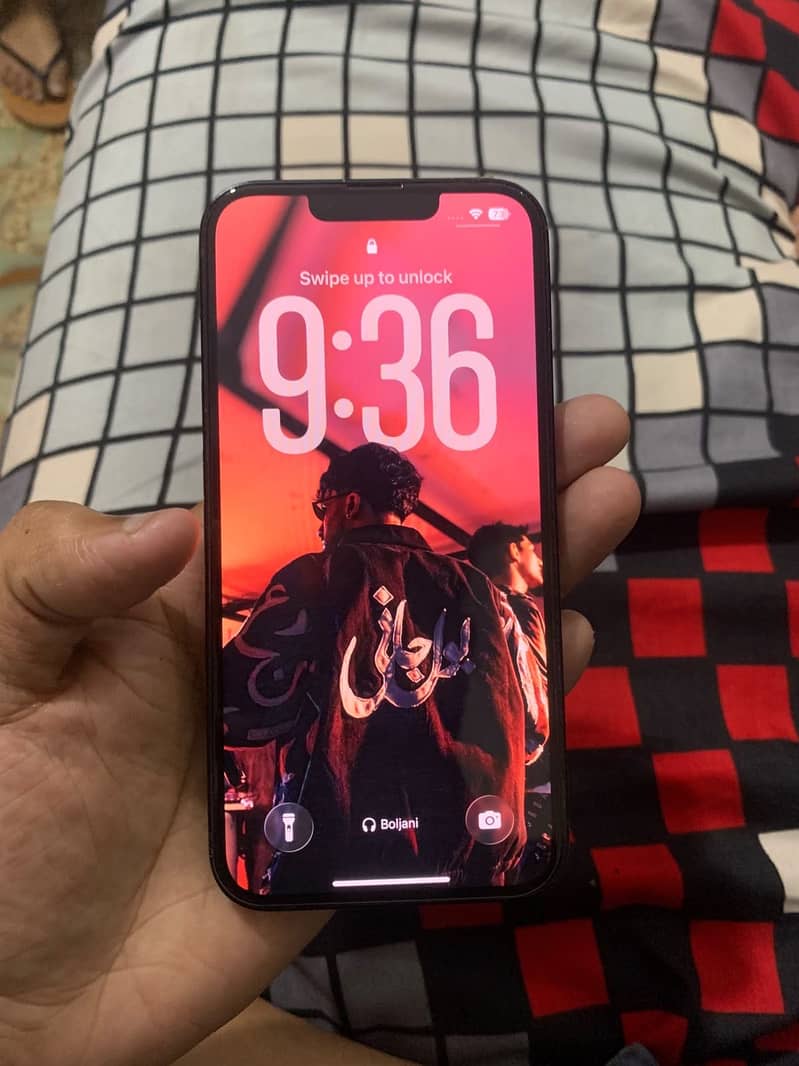 Apple iPhone 13 3