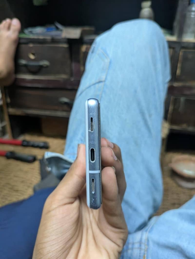 Google Pixel 7a 3