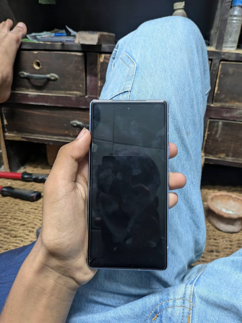 Google Pixel 7a 4