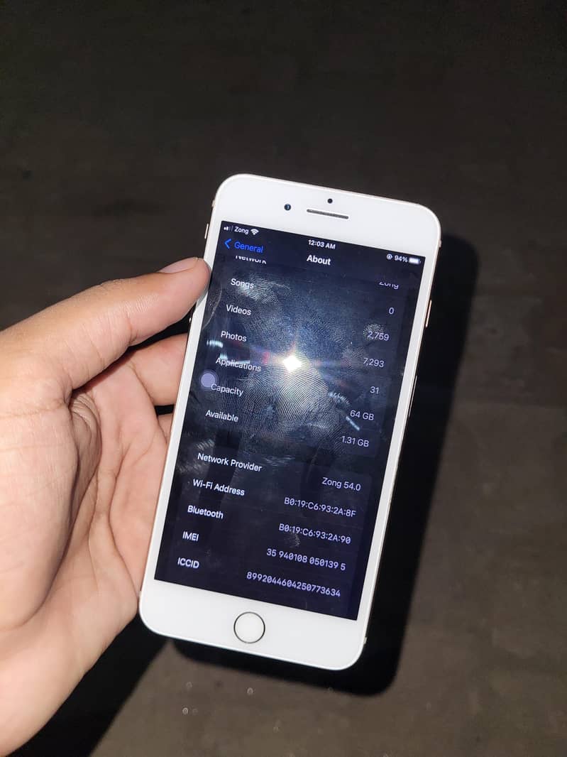Apple iPhone 8 Plus 1