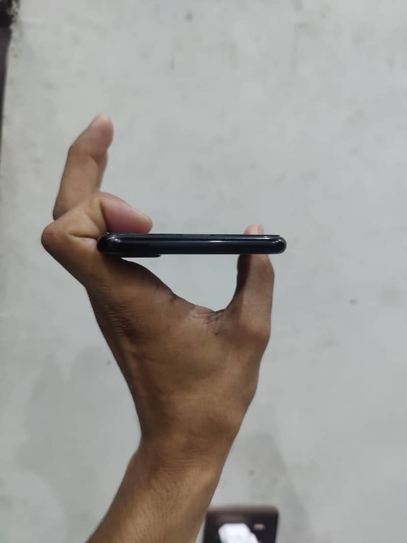 Apple iPhone 7 Plus 2