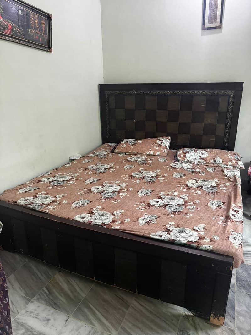 King Size bed 1