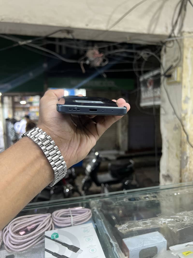 OPPO A6 0