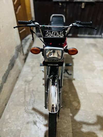 Honda Bike Excellent Condition  Urgent Sale