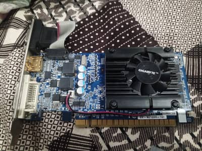gigabyte GeForce 210 display adapter
