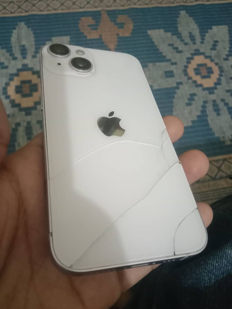 Apple iPhone 14 4