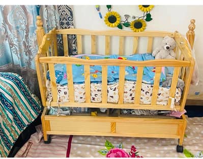 baby cot available