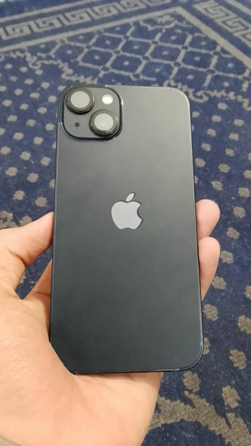 Apple iPhone 13 0