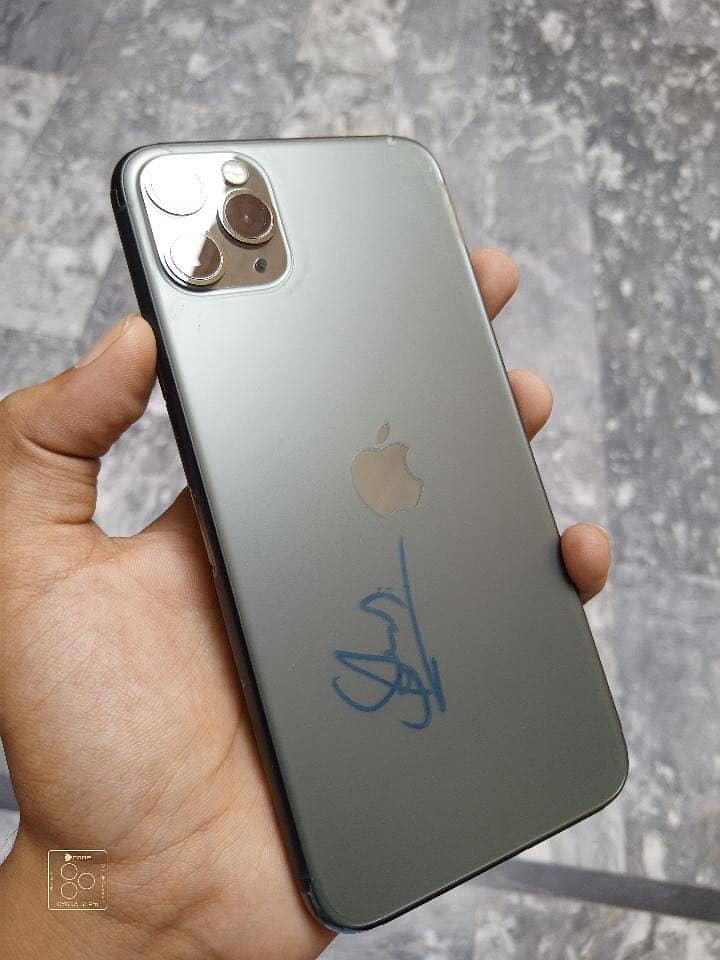 Apple iPhone 11 Pro Max 0