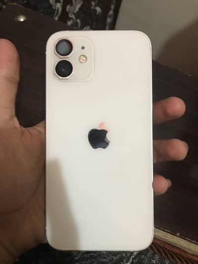 Apple iPhone 12