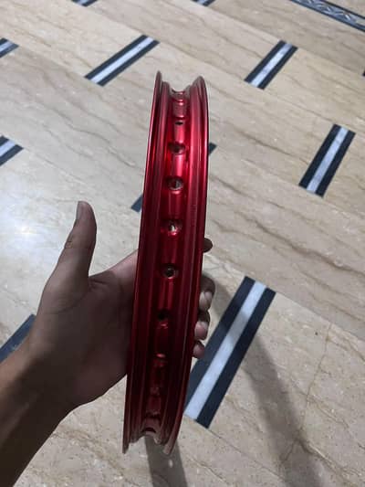 aluminium ka rim ha red color