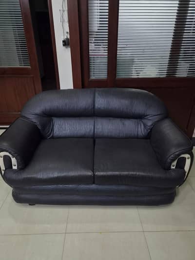 7 seater sofa with center table