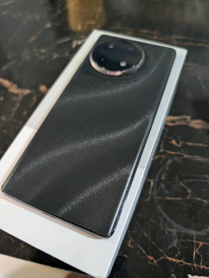 Tecno CAMON 30S 1