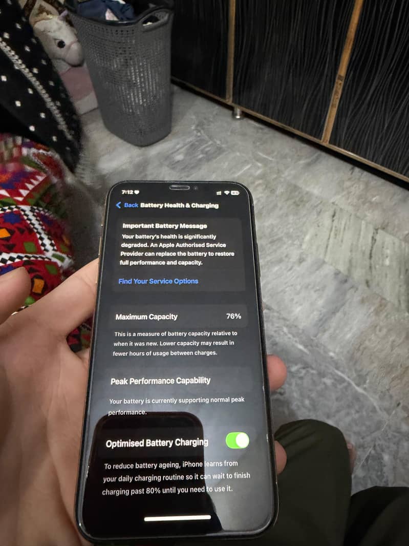 Apple iPhone XS 5