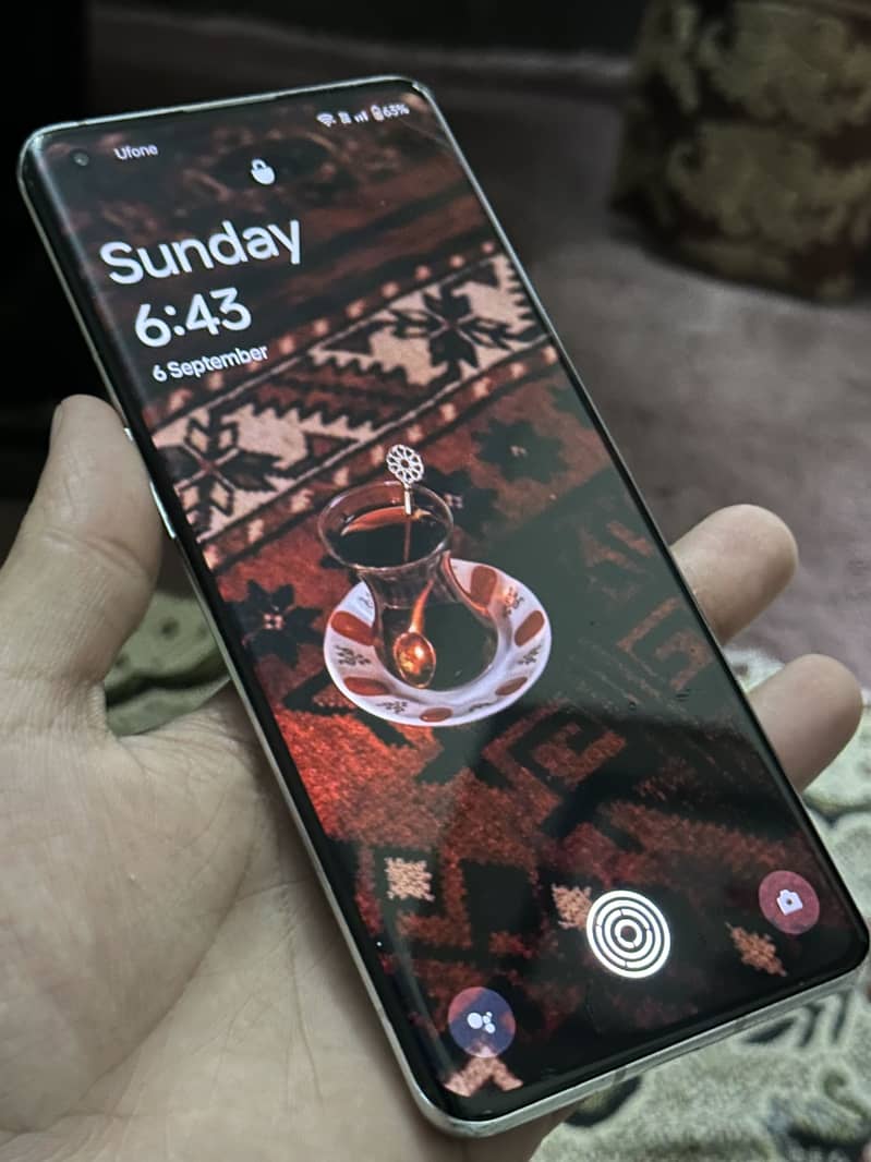 One Plus 9 Pro 0