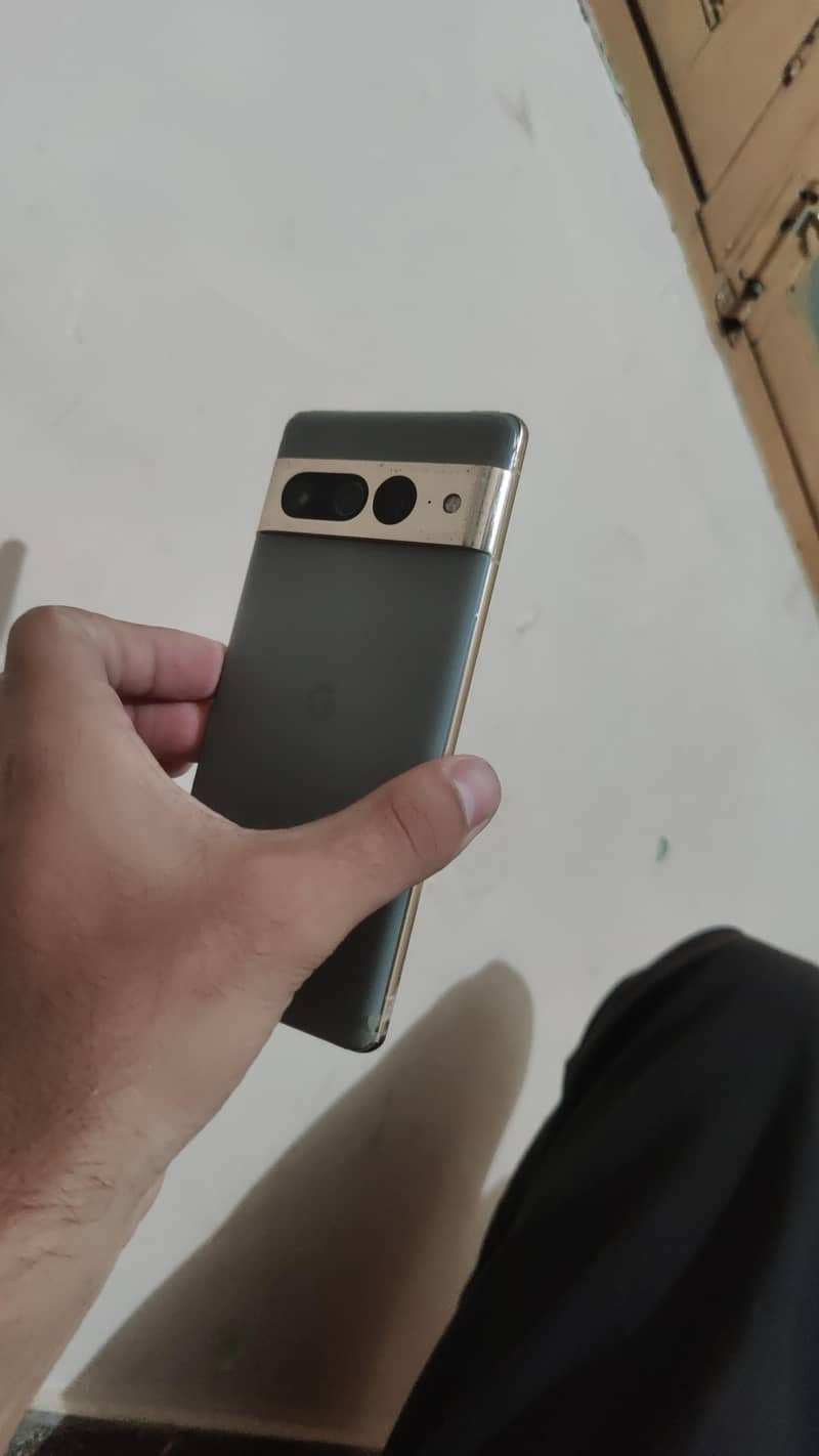 Google Pixel 7 Pro 0