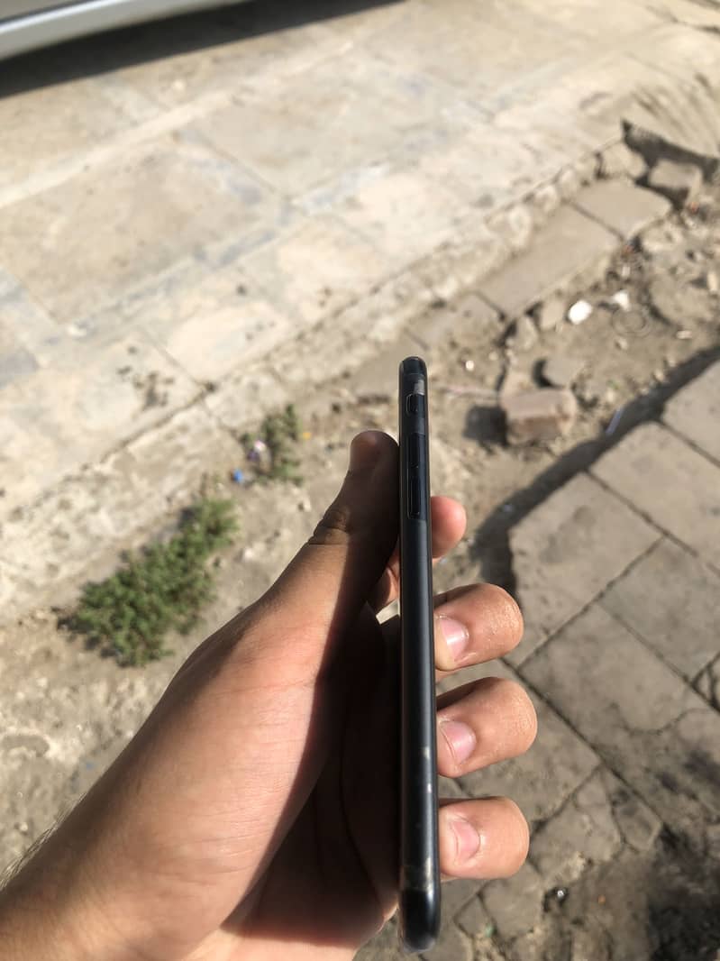Apple iPhone SE 2
