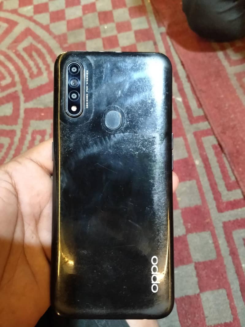 OPPO A31 4