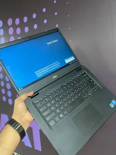 dell Celeron 14.5 display 10/10 condition